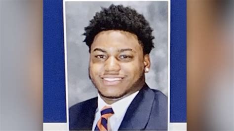 Chris jones uva - Nov 15, 2022 ... Jones' father, Chris Jones Sr., told Richmond TV station WTVR he was in disbelief when police called him. “My heart goes out to their ...